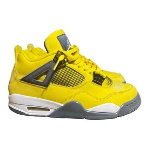Men’s Jordan 4 Lightning in Men’s 9 Box included